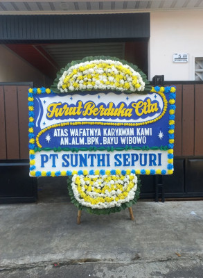 Papan Bunga Duka di Situraja Utara