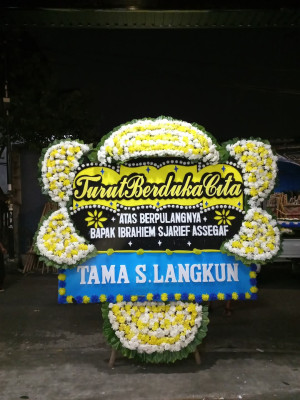 Papan Bunga Duka di Situraja Utara