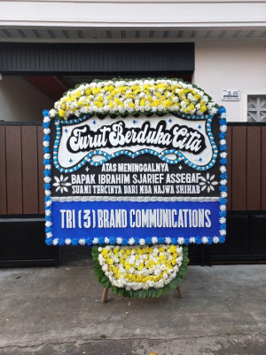 Papan Bunga Duka di Situraja Utara
